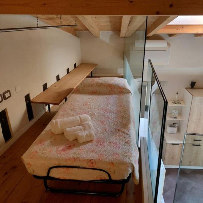 Iseo Loft - Comfort In Downtownアパートメント エクステリア 写真